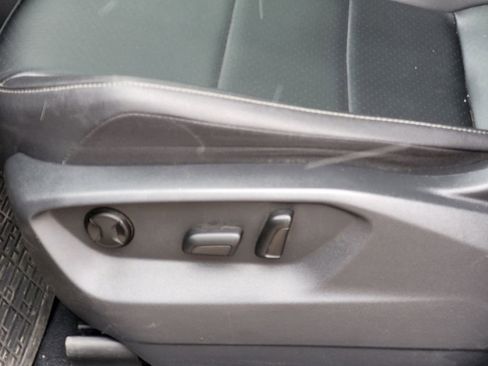 Used 2020 Volkswagen Tiguan SE w/ Panoramic Sunroof Package image 13