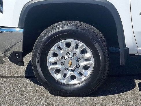 Certified 2024 Chevrolet Silverado 2500 LTZ AWD/4WD image 7