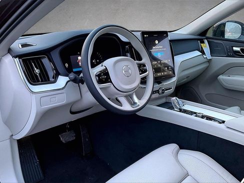New 2026 Volvo XC60 B5 Ultra w/ Protection Package Premier image 7