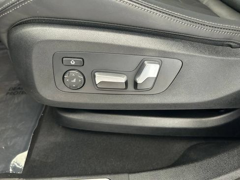 Used 2026 BMW X6 xDrive40i AWD/4WD image 44