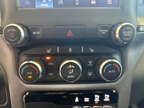Used 2023 RAM 1500 Big Horn AWD/4WD image 47
