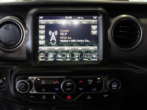 Used 2022 Jeep Wrangler Unlimited Sport w/ Sun And Sound Package AWD/4WD image 29