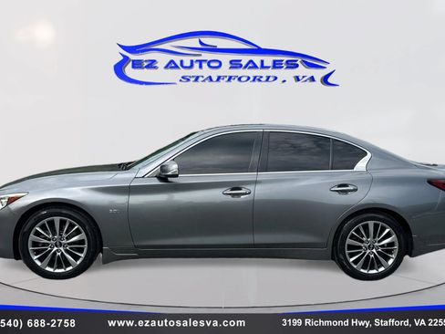 Used 2018 INFINITI Q50 Luxe w/ Essential Package (3.0T Luxe) AWD/4WD image 8