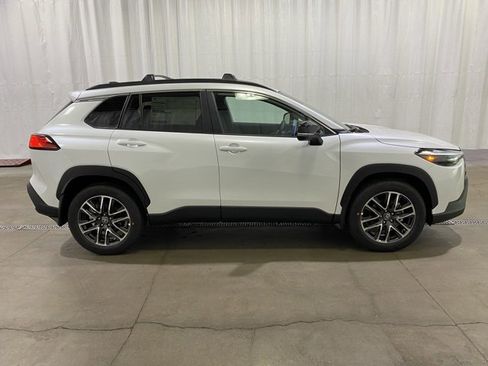 New 2026 Toyota Corolla Cross XLE w/ Convenience Package image 2