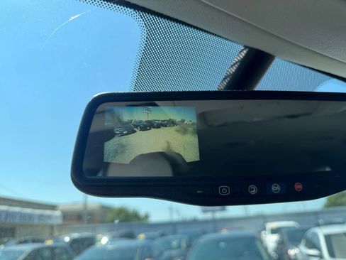 Used 2013 GMC Yukon SLT w/ SLT-2 Equipment Package image 37