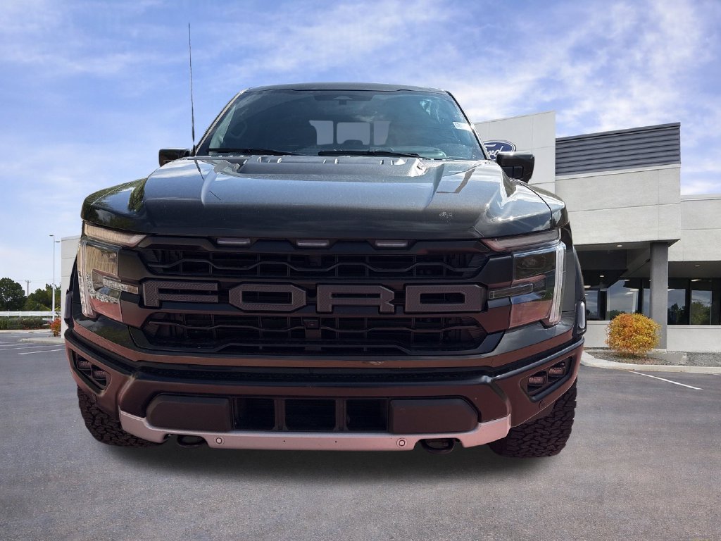 Used 2025 Ford F150 Raptor AWD/4WD image 2