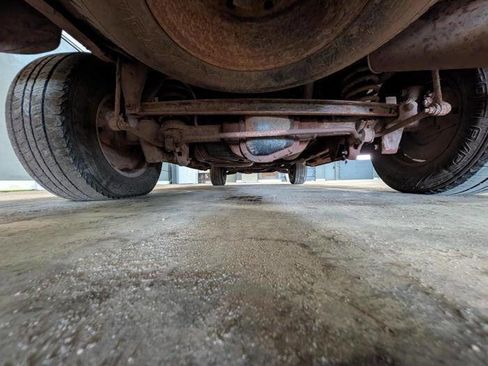Used 2001 Ford Expedition XLT AWD/4WD image 15
