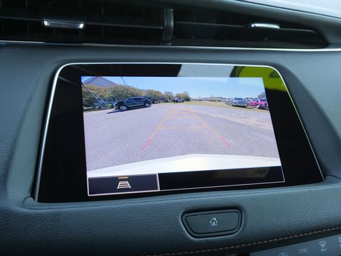 Certified 2023 Cadillac XT4 Sport image 27