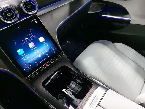 Used 2025 Mercedes-Benz C 300 C 300 image 24