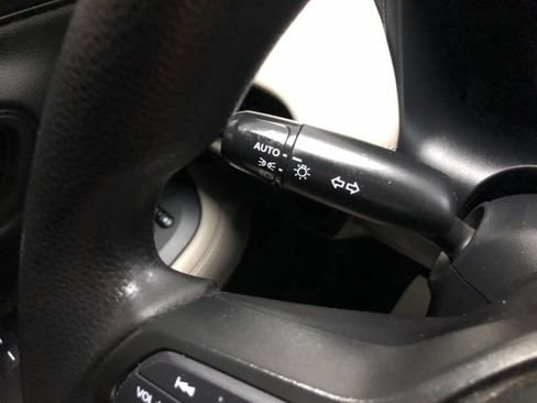 Used 2024 Honda HR-V LX image 20