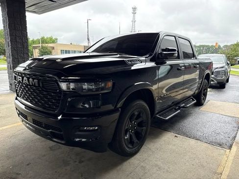 Used 2025 RAM 1500 Big Horn AWD/4WD image 1