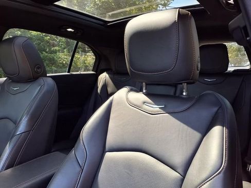 Used 2020 Cadillac XT4 Sport image 14