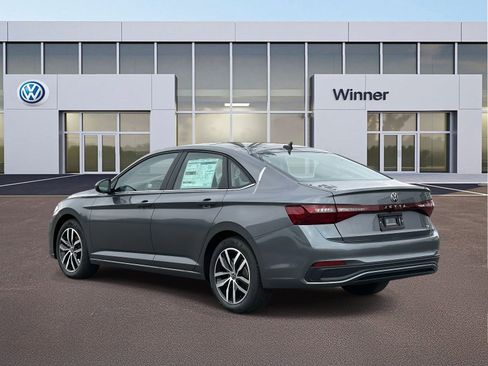 New 2026 Volkswagen Jetta SE image 3