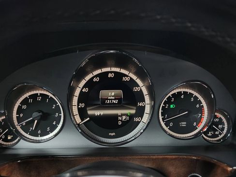 Used 2013 Mercedes-Benz E 350 E 350 4MATIC Wagon 4D image 28