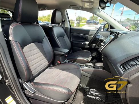 Used 2026 Mitsubishi Outlander Sport SE AWD/4WD image 12