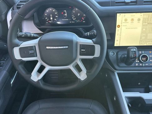 New 2026 Land Rover Defender 130 X-Dynamic SE AWD/4WD image 12