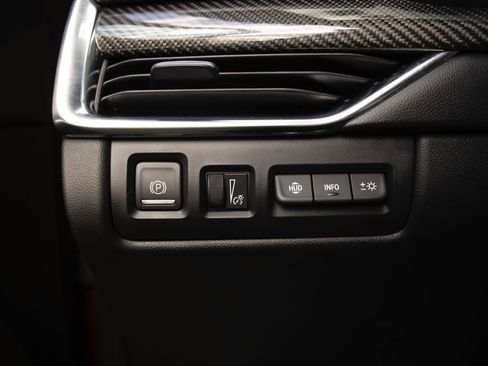 Used 2019 Cadillac XT4 Sport image 14