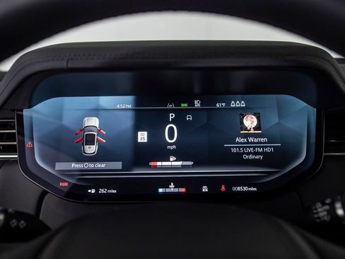 Used 2025 Land Rover Range Rover SE image 29