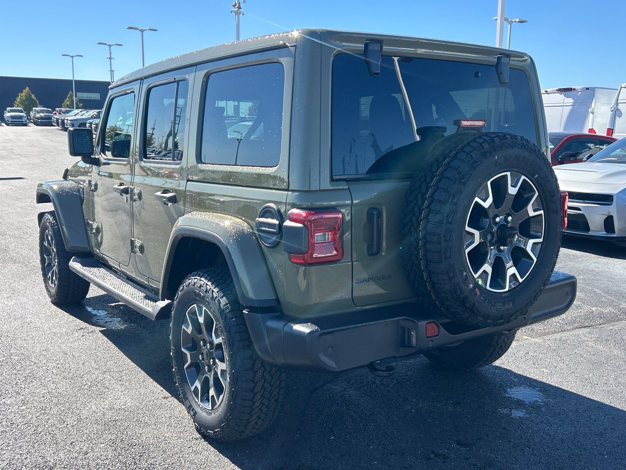 New 2027 Jeep Wrangler Unlimited Sahara AWD/4WD image 5