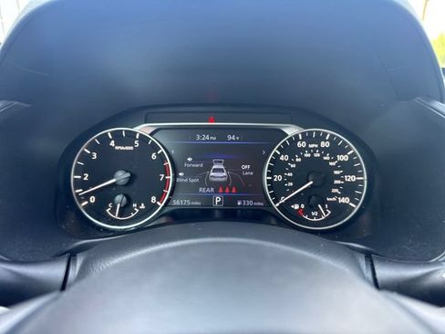 Used 2025 Nissan Altima 2.5 SV FWD image 19
