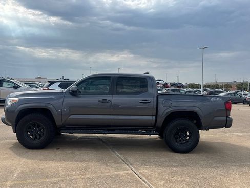 Used 2023 Toyota Tacoma SR w/ SR Convenience Package RWD image 16