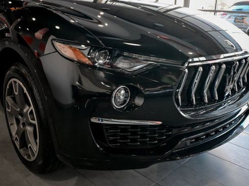 Used 2022 Maserati Levante GT image 10