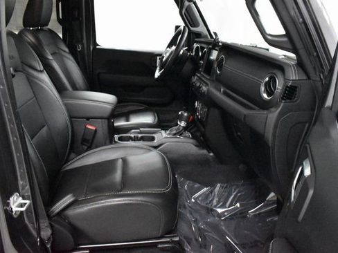 Used 2023 Jeep Wrangler Unlimited Sahara w/ Cold Weather Group image 14