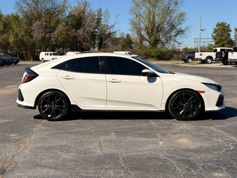 Used 2018 Honda Civic Sport image 10