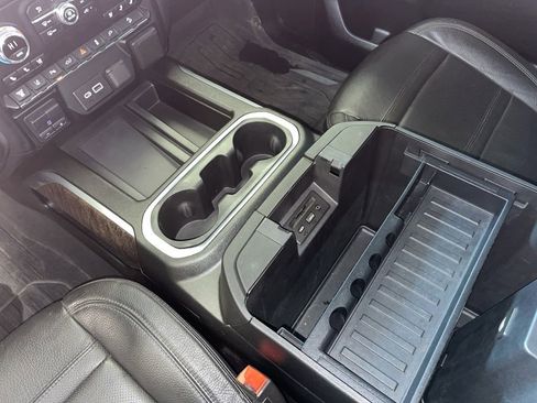 Used 2020 GMC Sierra 2500 Denali w/ Denali Ultimate Package image 10