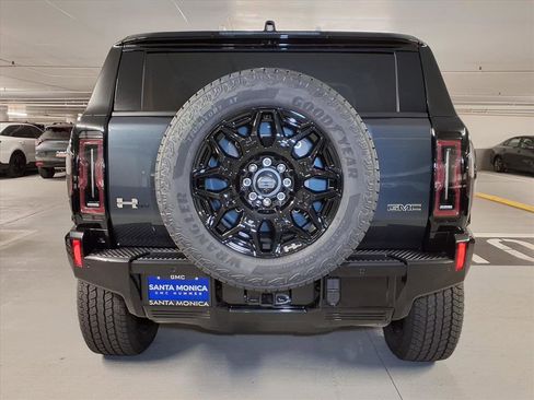 New 2026 GMC Hummer EV SUV image 9