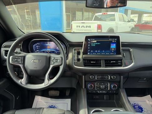 Used 2023 Chevrolet Suburban RST w/ Luxury Package image 14