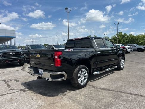 New 2026 Chevrolet Silverado 1500 LTZ w/ LTZ Premium Package AWD/4WD image 3