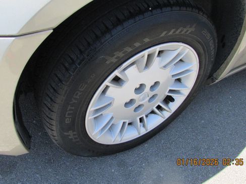 Used 2006 Chrysler 300 w/ Sound Group image 27