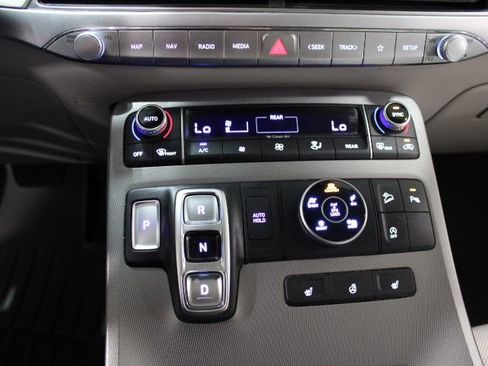 Used 2022 Hyundai Palisade SEL w/ 8P Bench Seat Package image 26