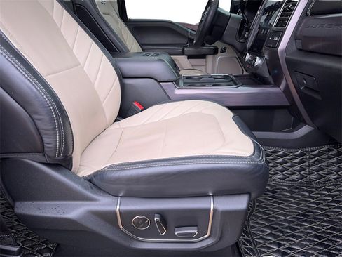 Used 2020 Ford F250 Limited image 46
