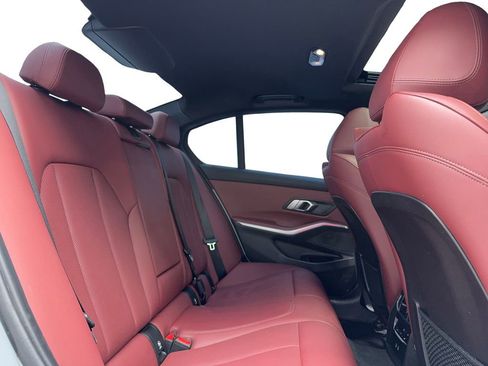 Used 2023 BMW 330i xDrive Sedan w/ M Sport Package image 33