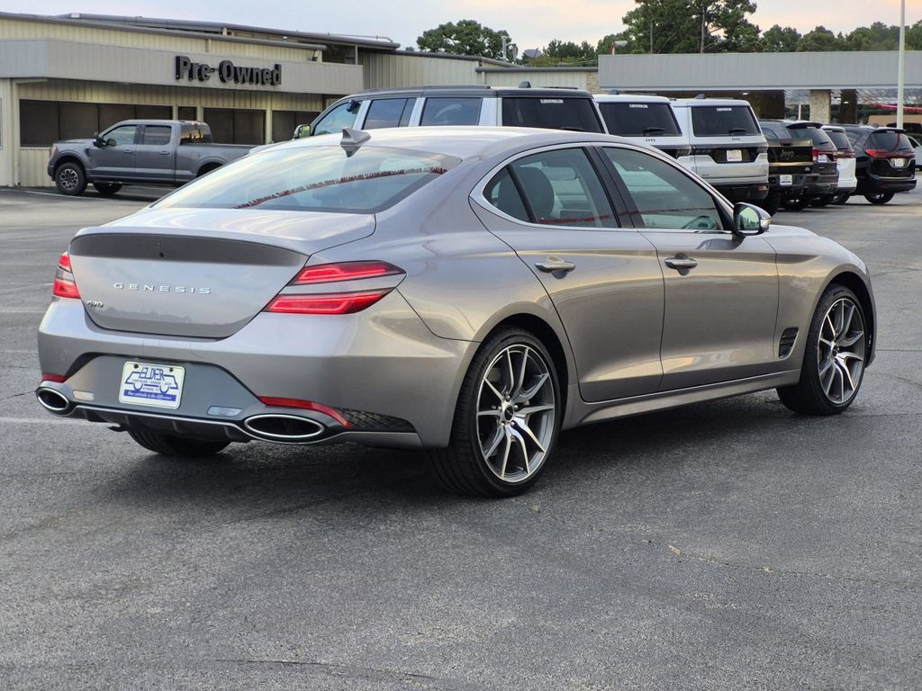 Used 2026 Genesis G70 2.5T RWD image 8