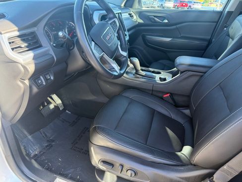 Used 2018 GMC Acadia SLT image 10