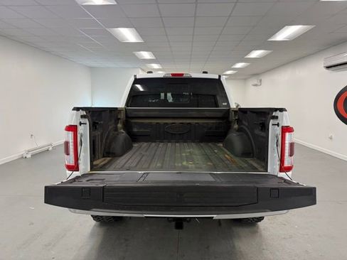 Used 2023 Ford F150 Lariat w/ Equipment Group 502A High image 9