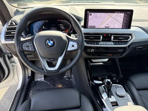 Used 2024 BMW X3 xDrive30i AWD/4WD image 18
