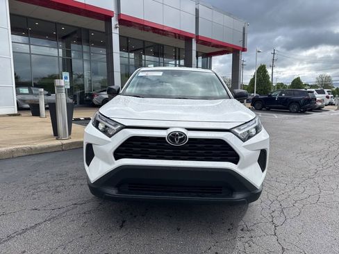 Used 2024 Toyota RAV4 LE FWD image 11