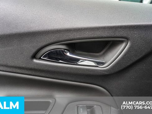 Used 2024 Chevrolet Equinox LT image 59