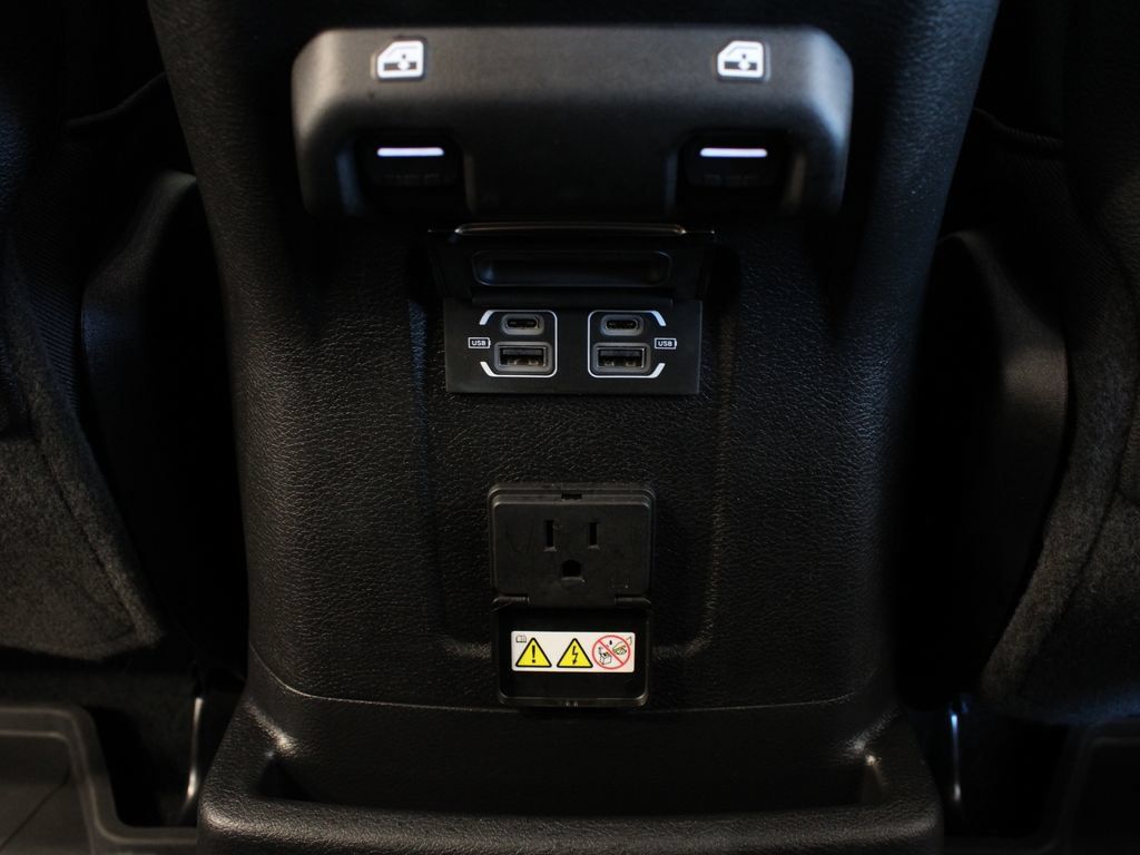 Used 2023 Jeep Wrangler Unlimited Rubicon 4xe AWD/4WD image 32