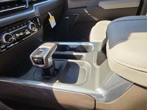 New 2026 GMC Sierra 1500 SLT AWD/4WD image 25