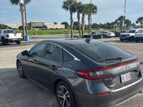Used 2023 Honda Civic LX image 5