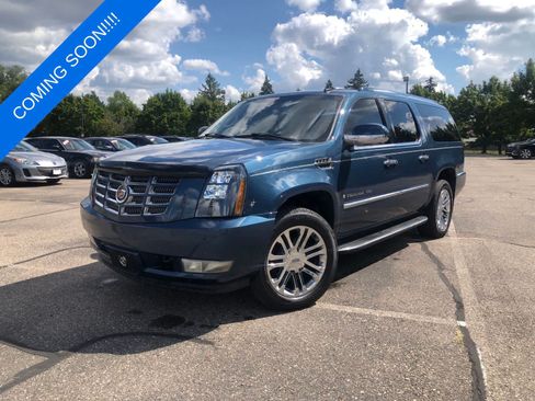Used 2007 Cadillac Escalade ESV AWD w/ Climate Package image 1