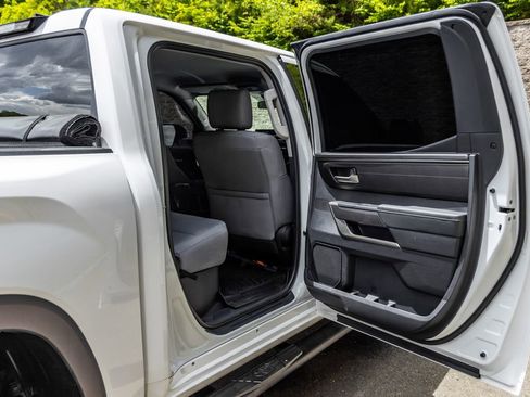 Used 2023 Toyota Tundra SR5 AWD/4WD image 17