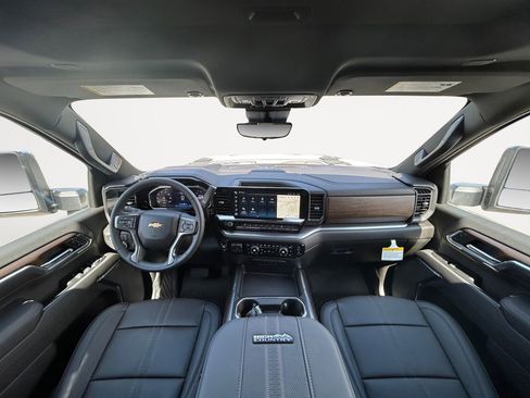 New 2026 Chevrolet Silverado 3500 High Country w/ High Country Premium Package AWD/4WD image 13