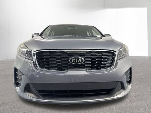 Used 2020 Kia Sorento FWD V6 image 25