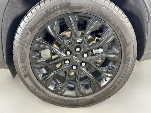 Used 2023 Chevrolet Blazer LT FWD image 31